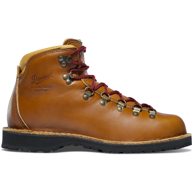 Brown Danner Mountain Pass Men's Hunting Boots | NRMB68275