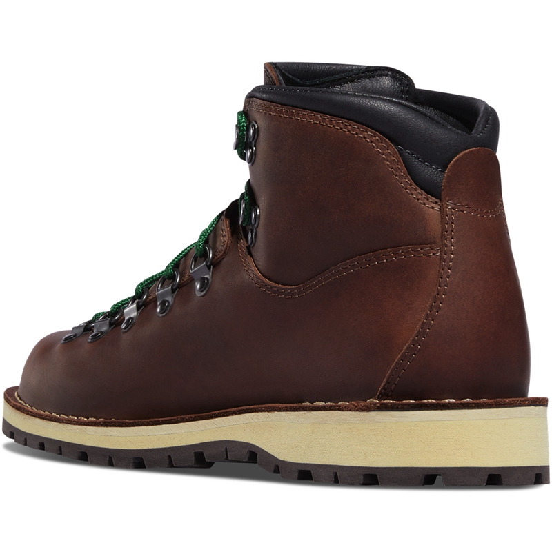 Brown Danner Mountain Pass Men's Hiking Boots | OHAU58630